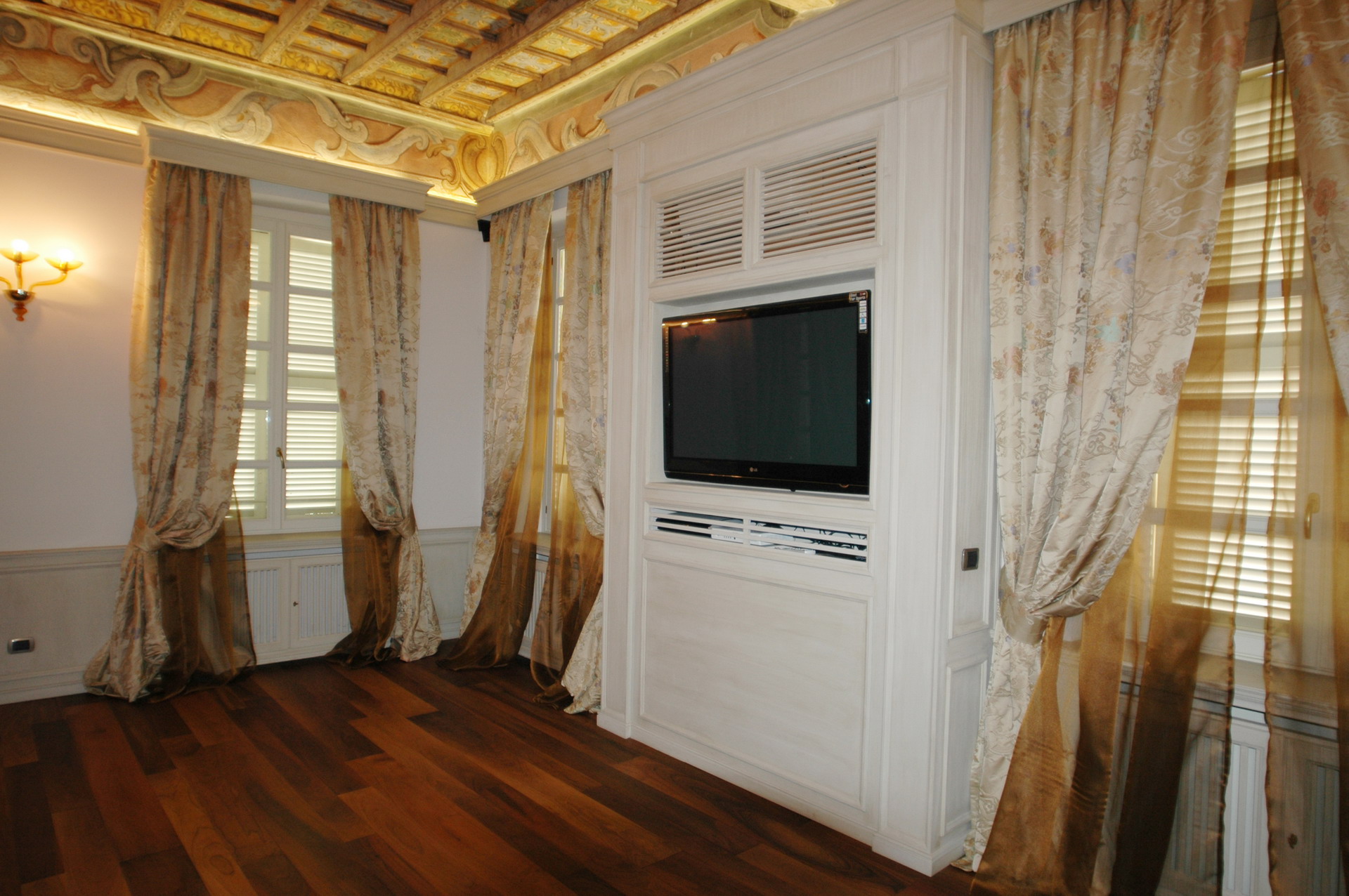 camera da letto con boiserie